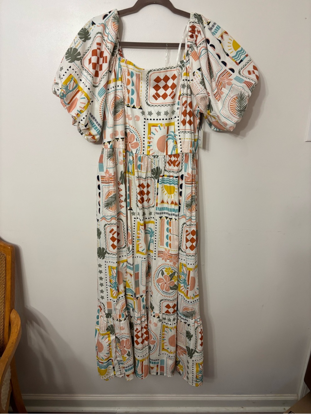 Cream Midi Dress with Multicolor Geometric Print and Puff Sleeves